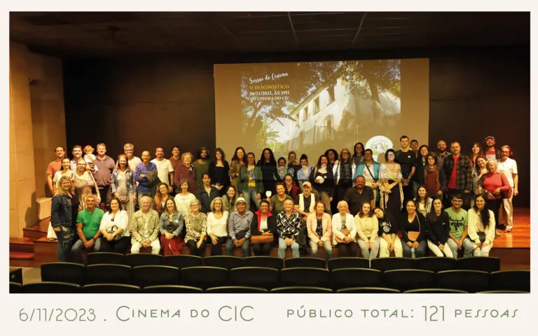 Público na exibição do documentário no Cinema do CIC
